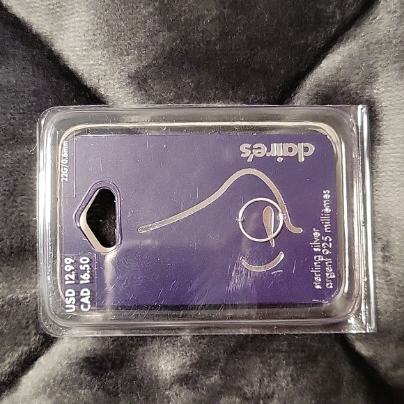 Claires nose ring sterling silver 925 hoop 22G $16.50 Retail brand NWT - Picture 1 of 2